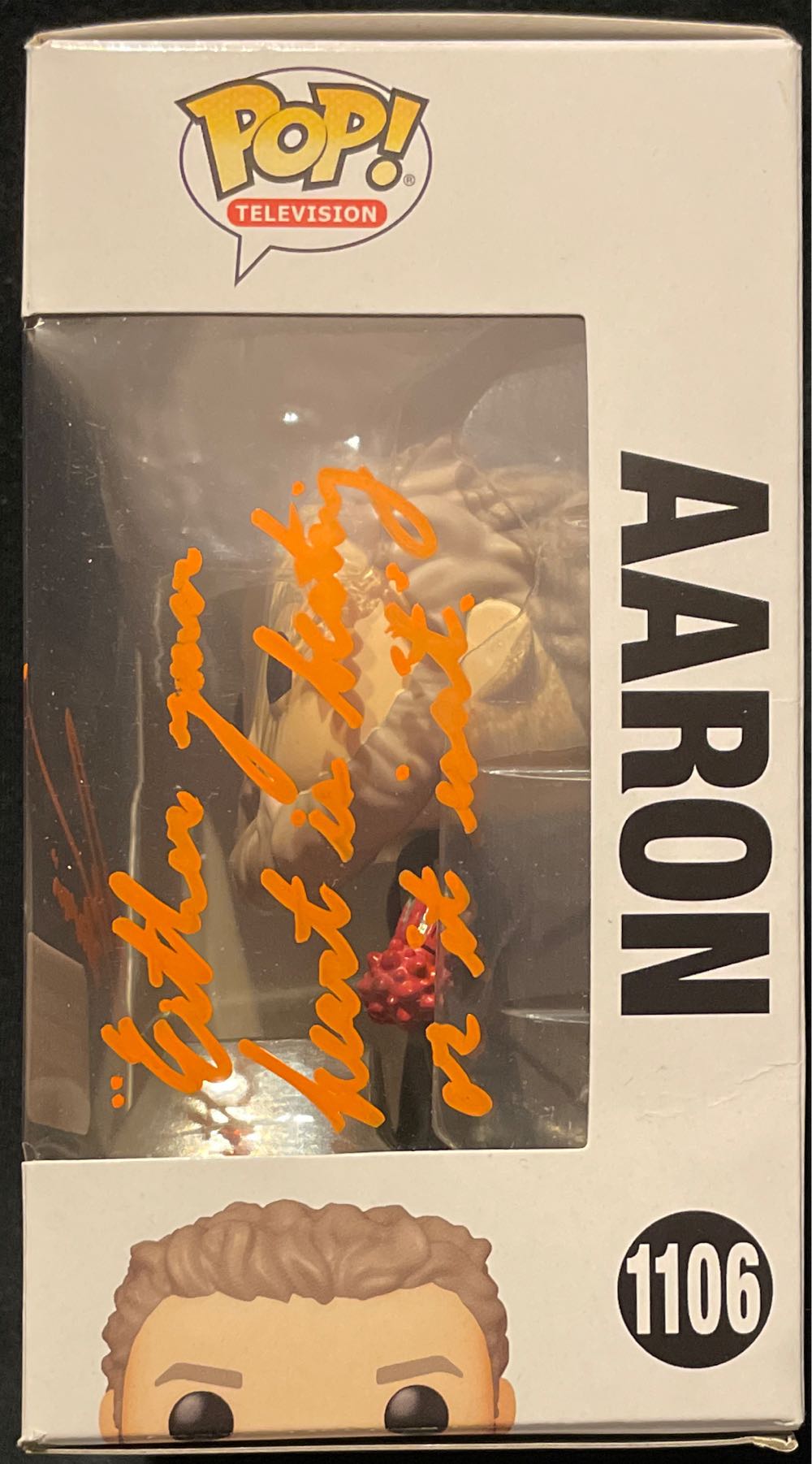 Aaron - The Walking Dead vinyl figure collectible [Barcode 889698556637] - Main Image 3