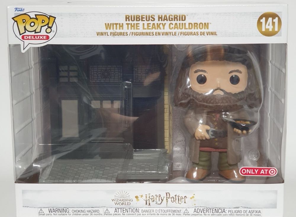 Rubeus Hagrid With The Leaky Cauldron - Harry Potter vinyl figure collectible [Barcode 889698581349] - Main Image 3