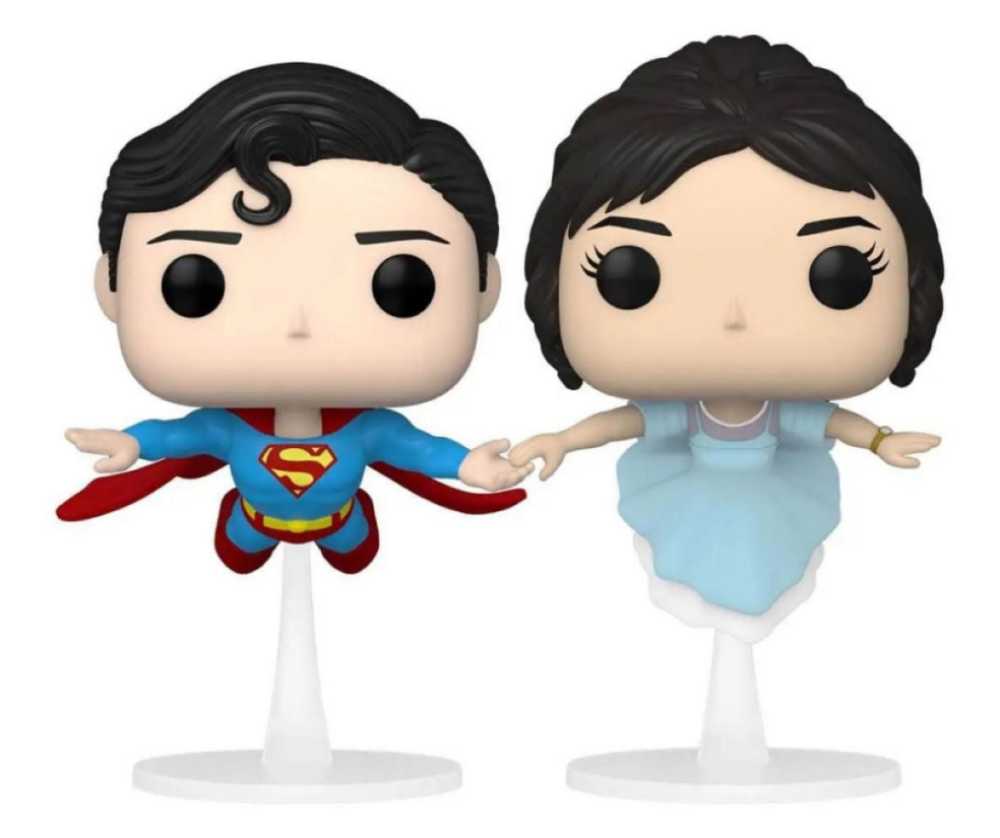 Superman & Lois (Flying) - DC Universe vinyl figure collectible [Barcode 889698601627] - Main Image 2