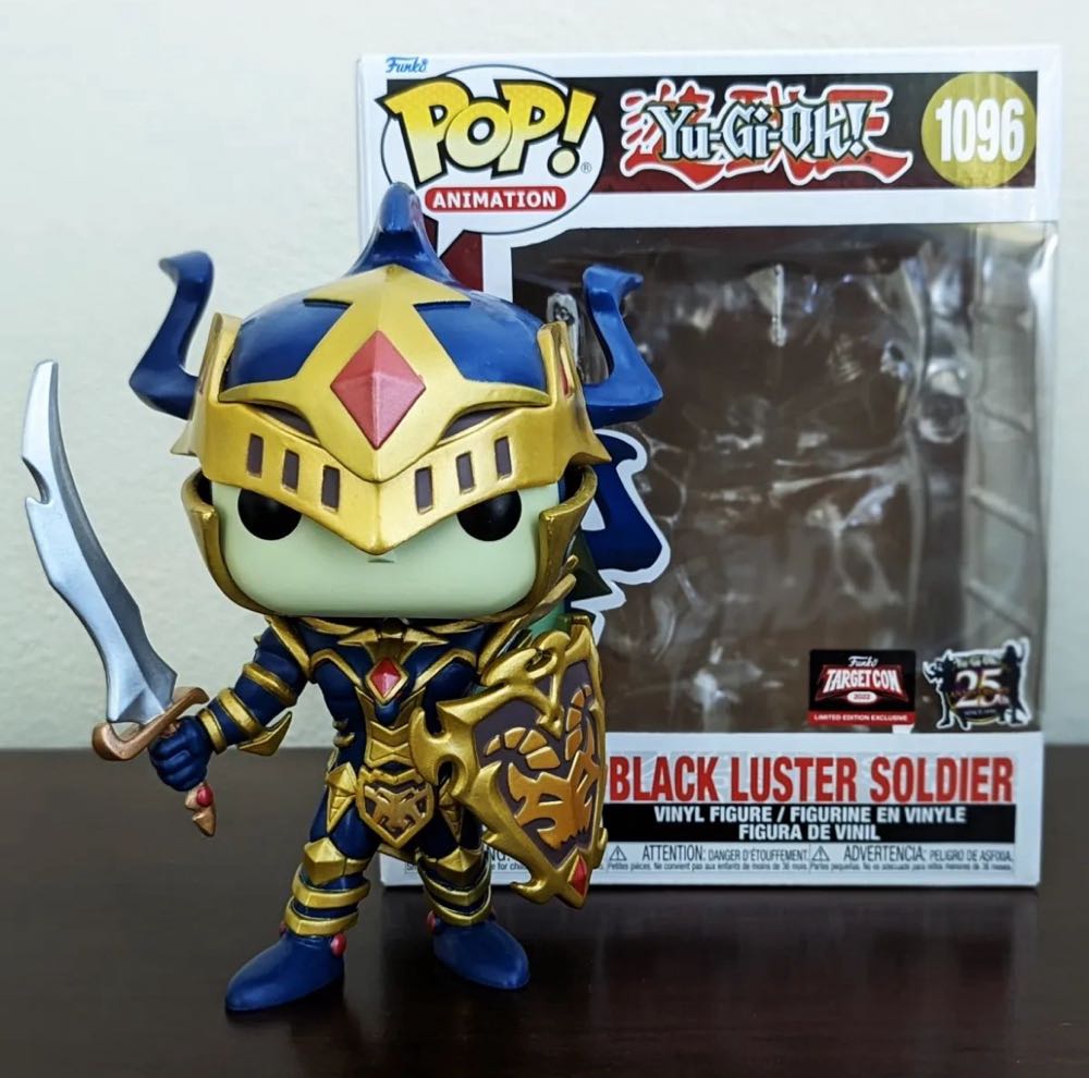 Black Luster Soldier  vinyl figure collectible [Barcode 889698608534] - Main Image 2