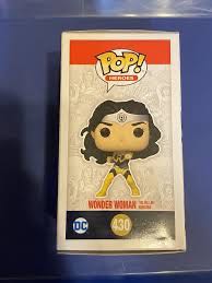 Wonder Woman (The Fall of Sinestro) - DC Universe vinyl figure collectible [Barcode 889698549936] - Main Image 3