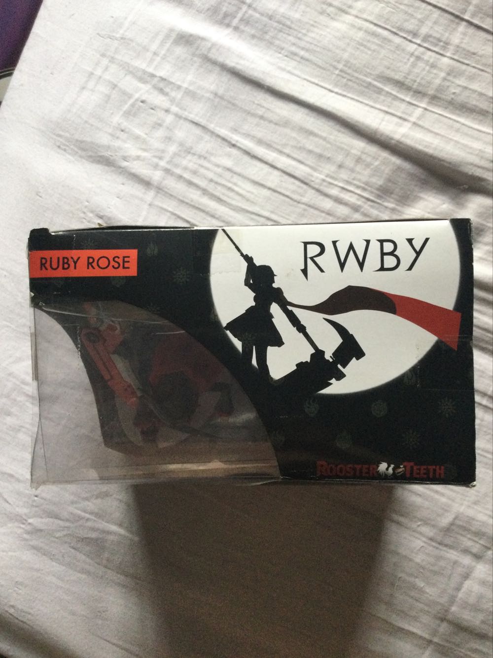 RWBY ( Ruby Rose ) ( Rooster Teeth ) ( McFarlane Toys )  vinyl figure collectible [Barcode 787926116304] - Main Image 3