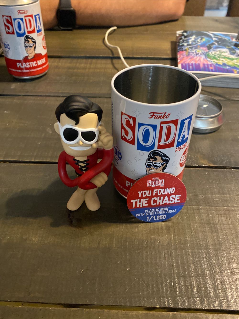 Plastic Man  vinyl figure collectible [Barcode 889698608596] - Main Image 2