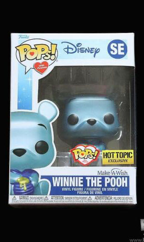 Pop! Disney Winnie The Pooh Make A Wish Hot Topic Exclusive - Winnie the Pooh vinyl figure collectible [Barcode 889698636711] - Main Image 3