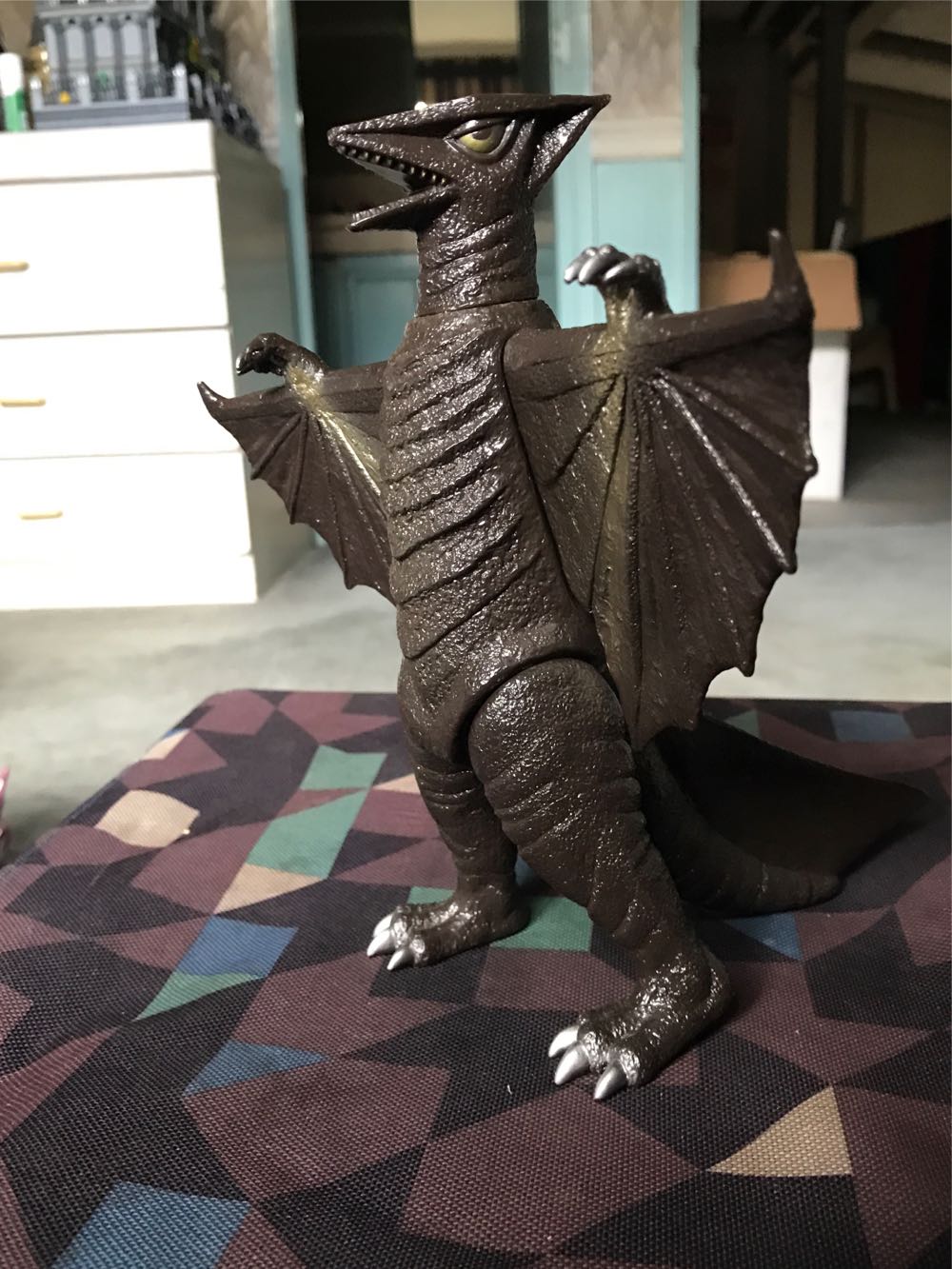 Gyaos ( Bandai / Showa Era ) - Godzilla vinyl figure collectible - Main Image 2