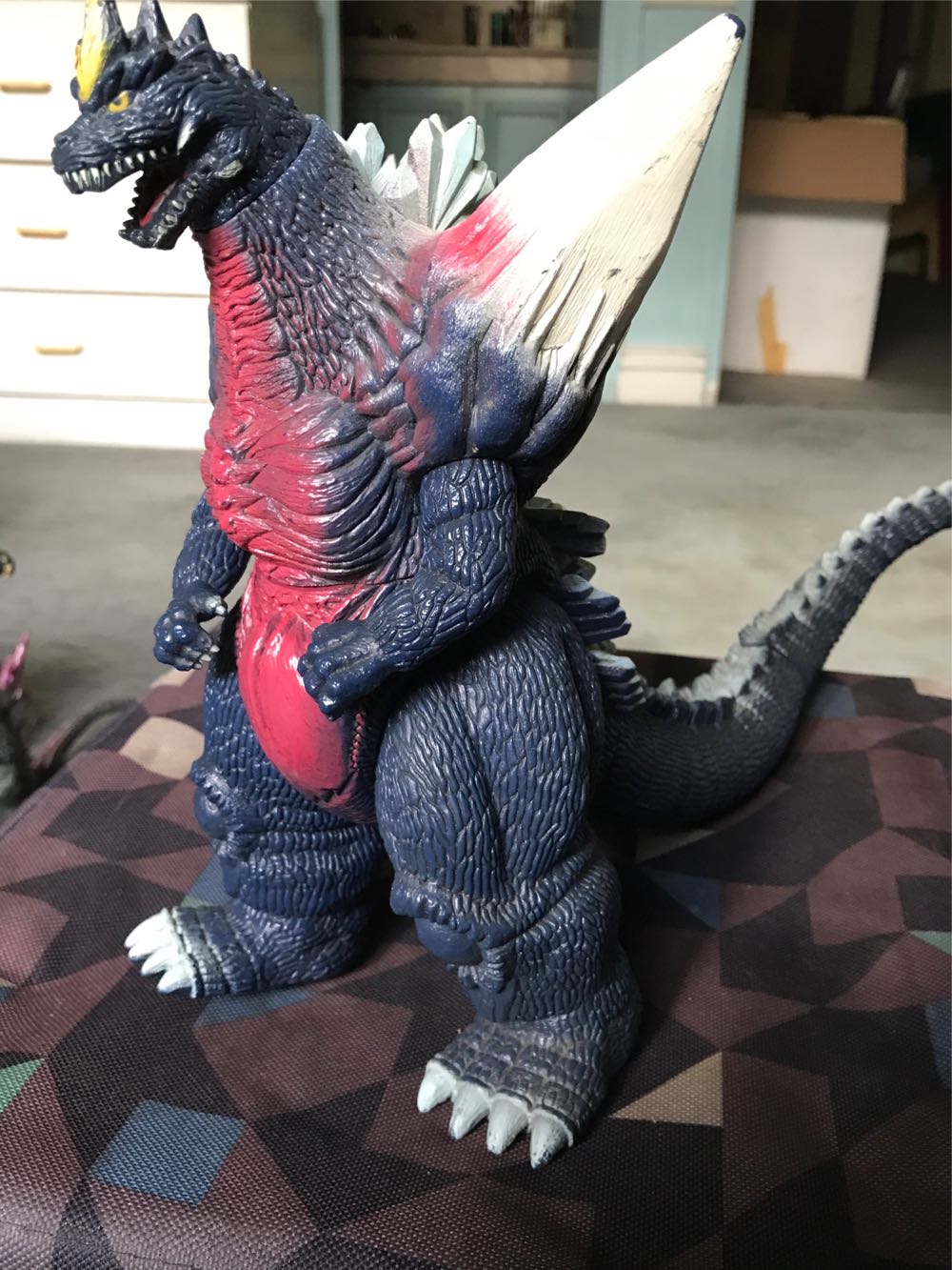 Godzilla ( Bandai / 1994 ) - Godzilla vinyl figure collectible - Main Image 3