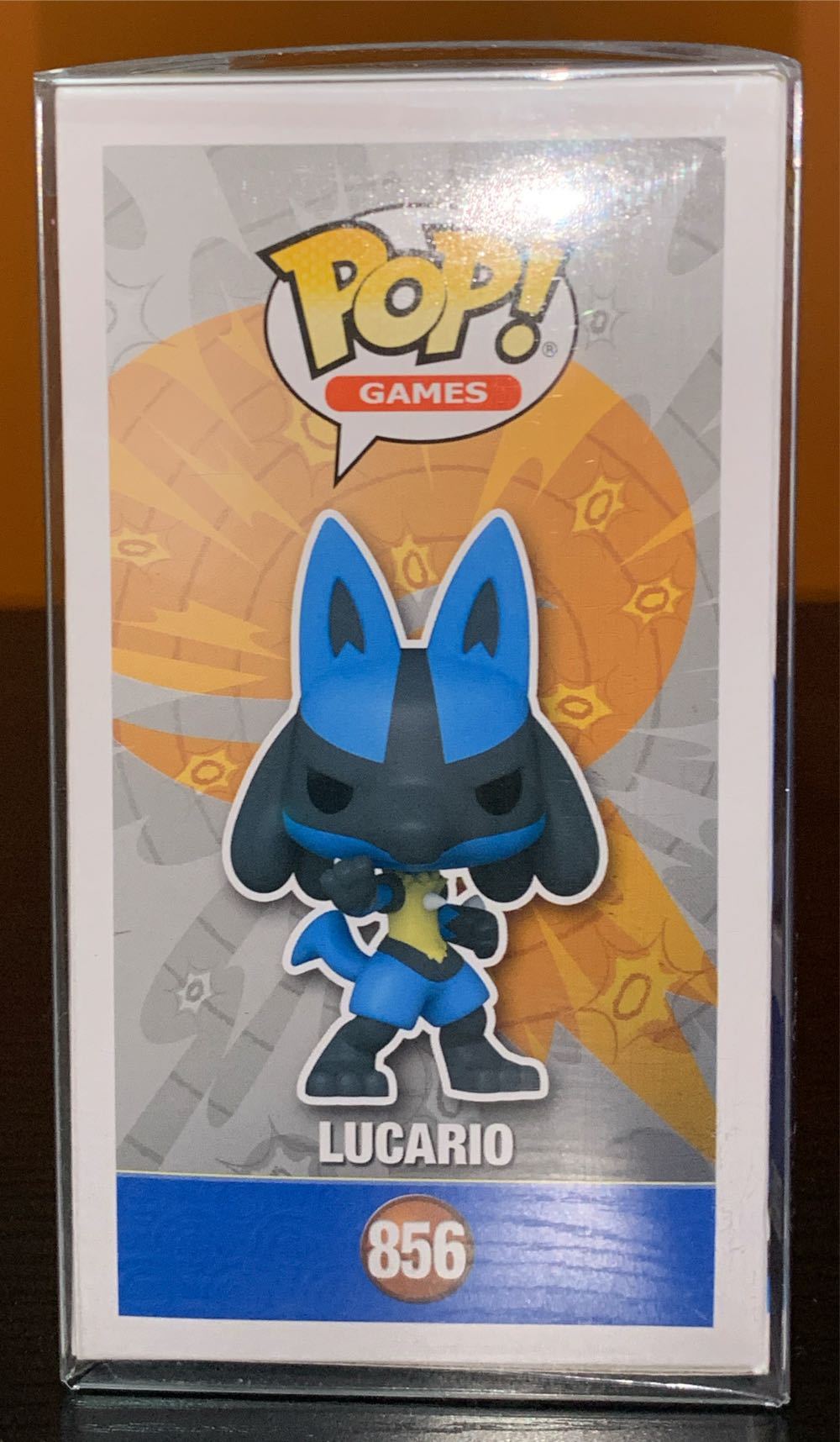 Lucario - Pokémon vinyl figure collectible [Barcode 889698593427] - Main Image 4