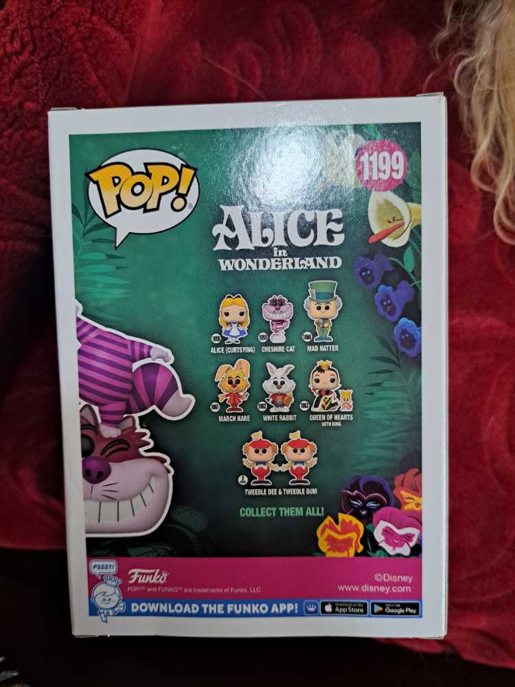 CHESHIRE CAT - Alice in Wonderland vinyl figure collectible [Barcode 889698626606] - Main Image 3
