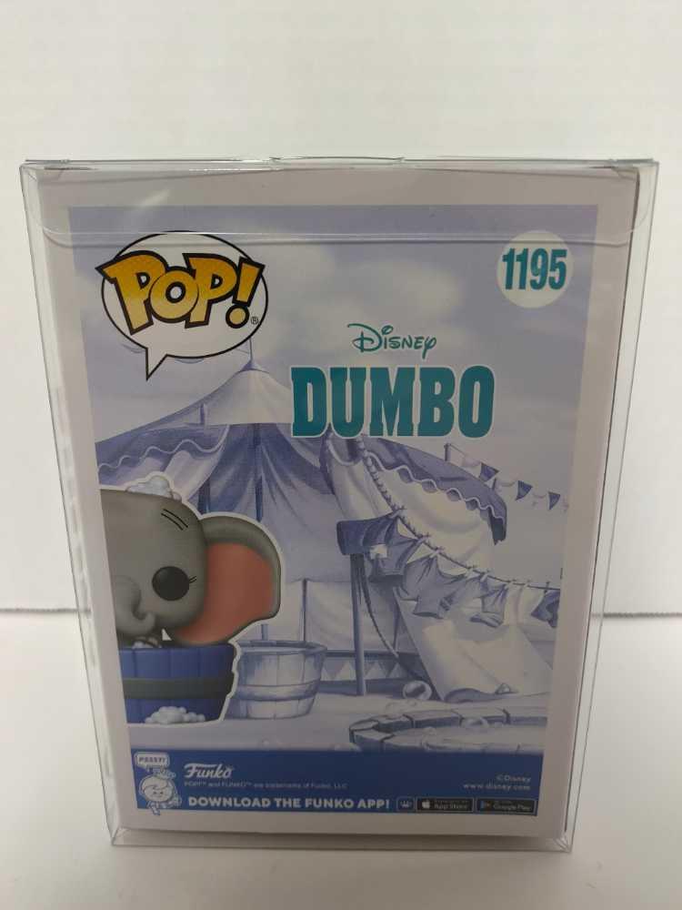 Dumbo (Bath) - Dumbo vinyl figure collectible [Barcode 889698624701] - Main Image 2