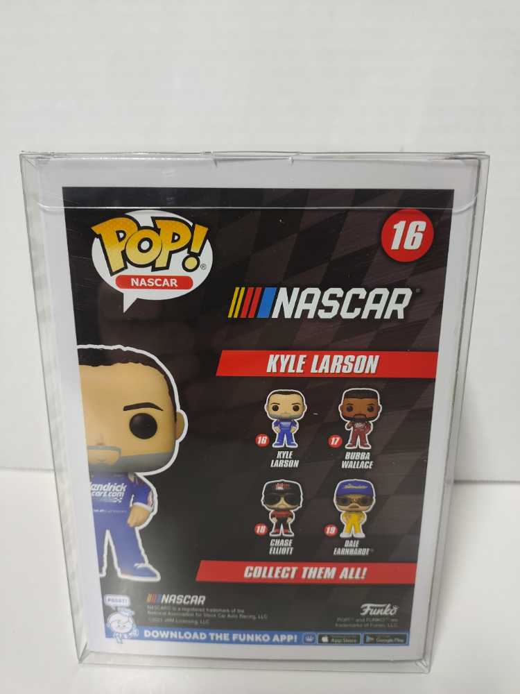 Kyle Larson  vinyl figure collectible [Barcode 889698592345] - Main Image 2