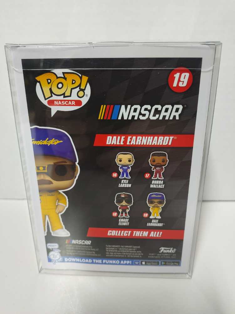 NASCAR: Dale Earnhardt, #19  vinyl figure collectible [Barcode 889698592376] - Main Image 2