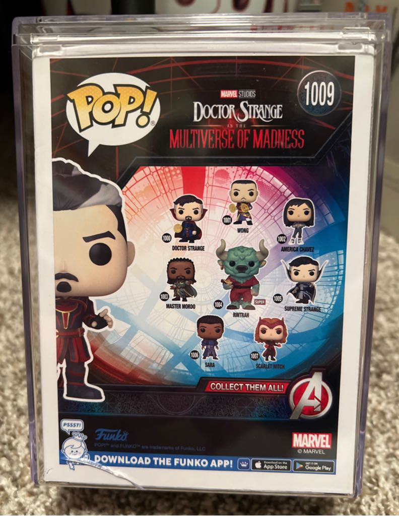 Defender Strange - Doctor Strange vinyl figure collectible [Barcode 889698609241] - Main Image 2