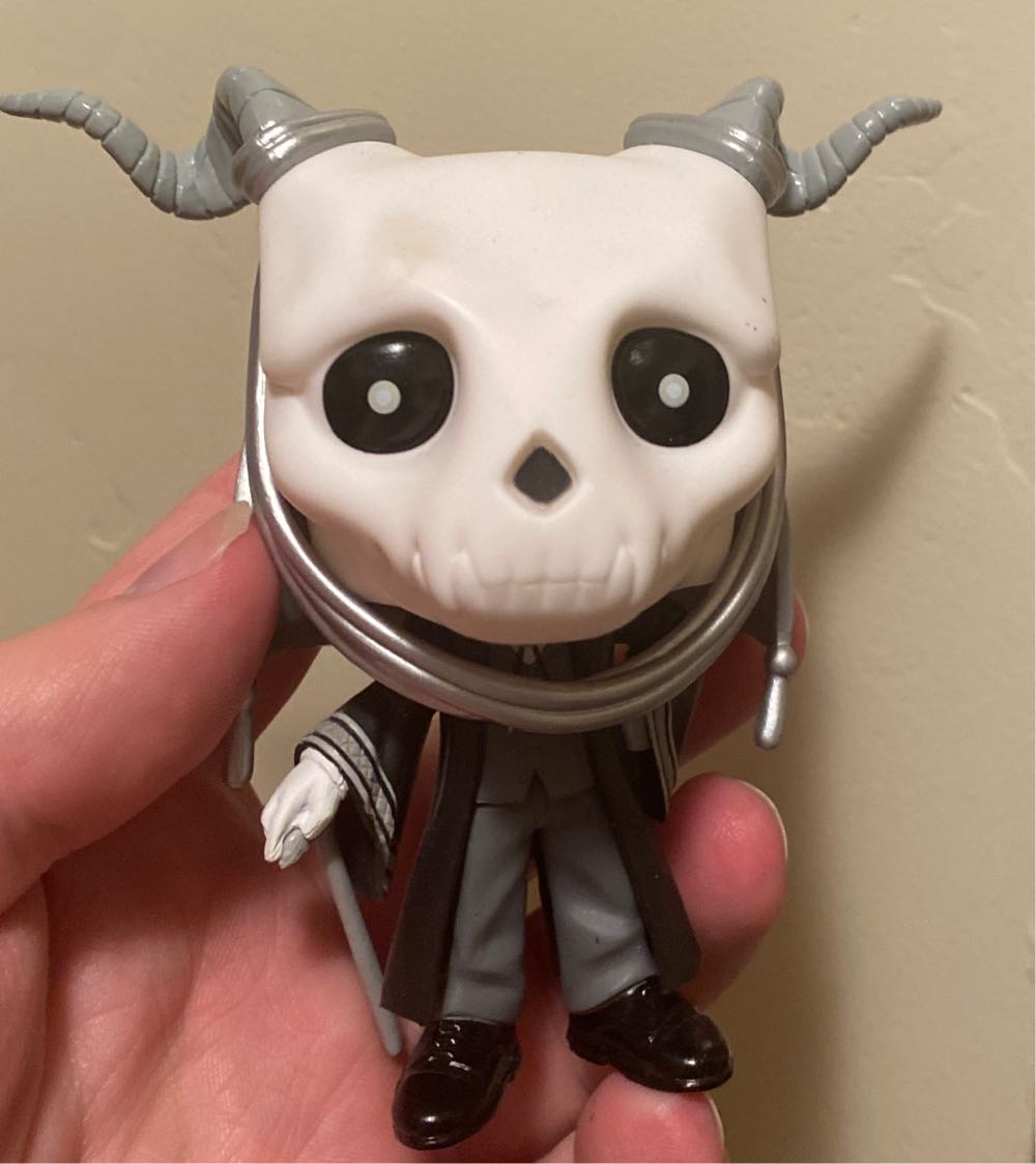 Elias Chase  vinyl figure collectible [Barcode 889698287395] - Main Image 3