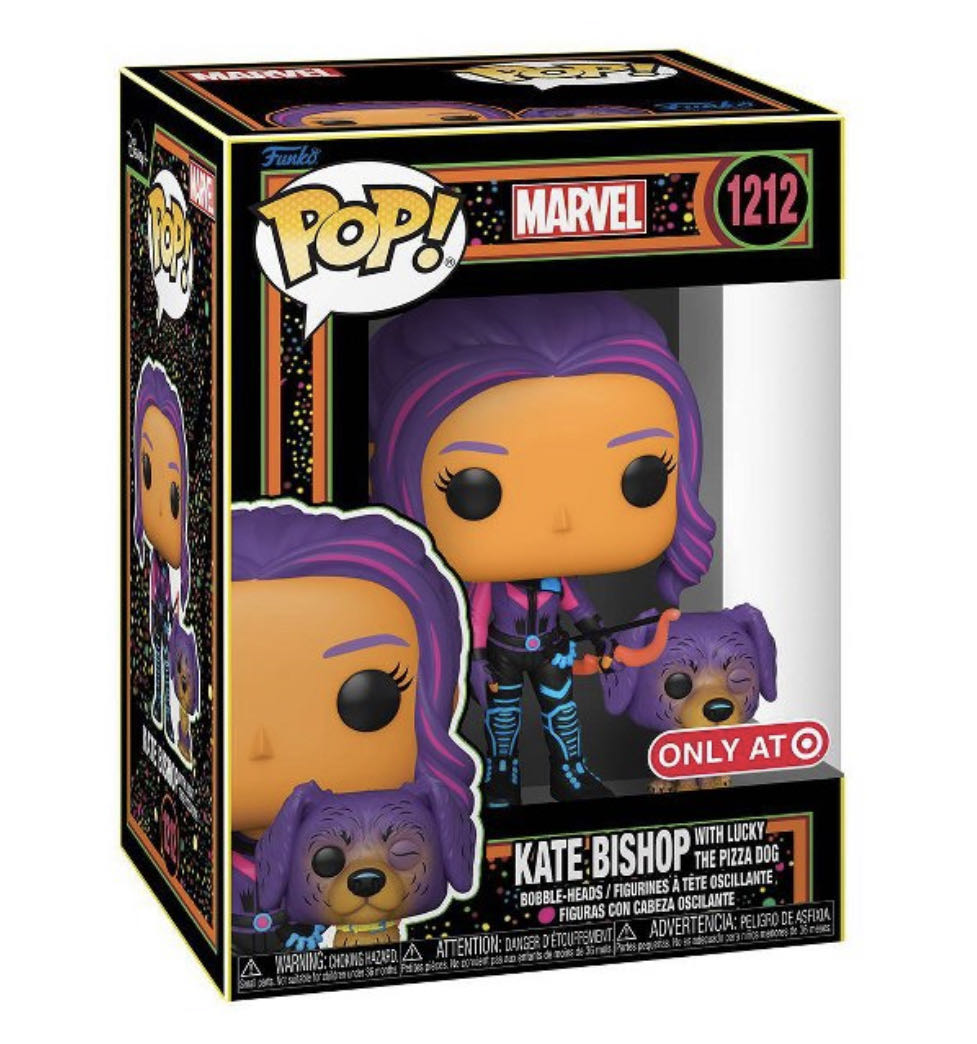 Kate Bishop (with Lucky the Pizza Dog) - Marvel Universe vinyl figure collectible [Barcode 889698627450] - Main Image 2
