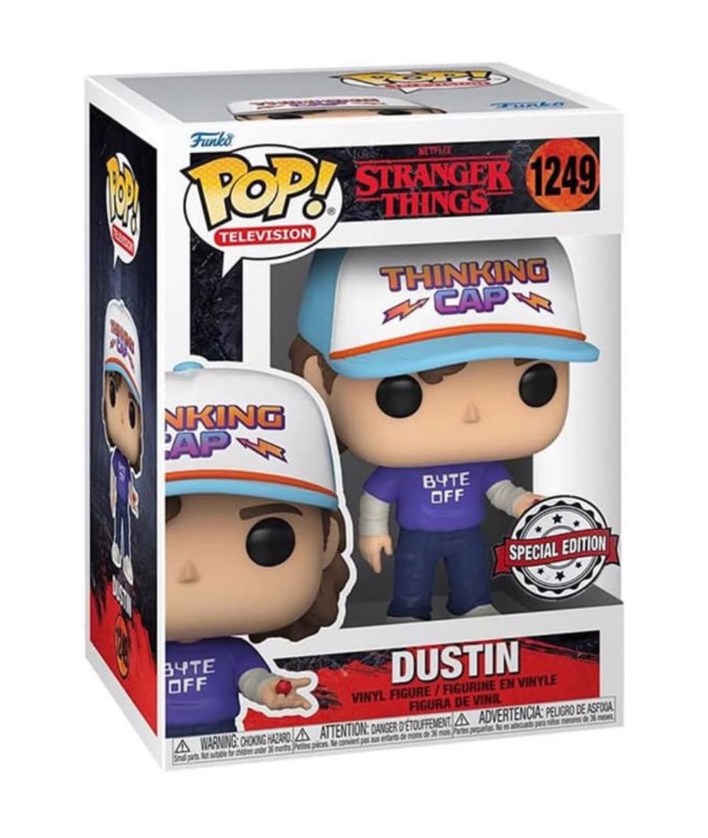 Dustin - Stranger Things vinyl figure collectible [Barcode 889698623926] - Main Image 3