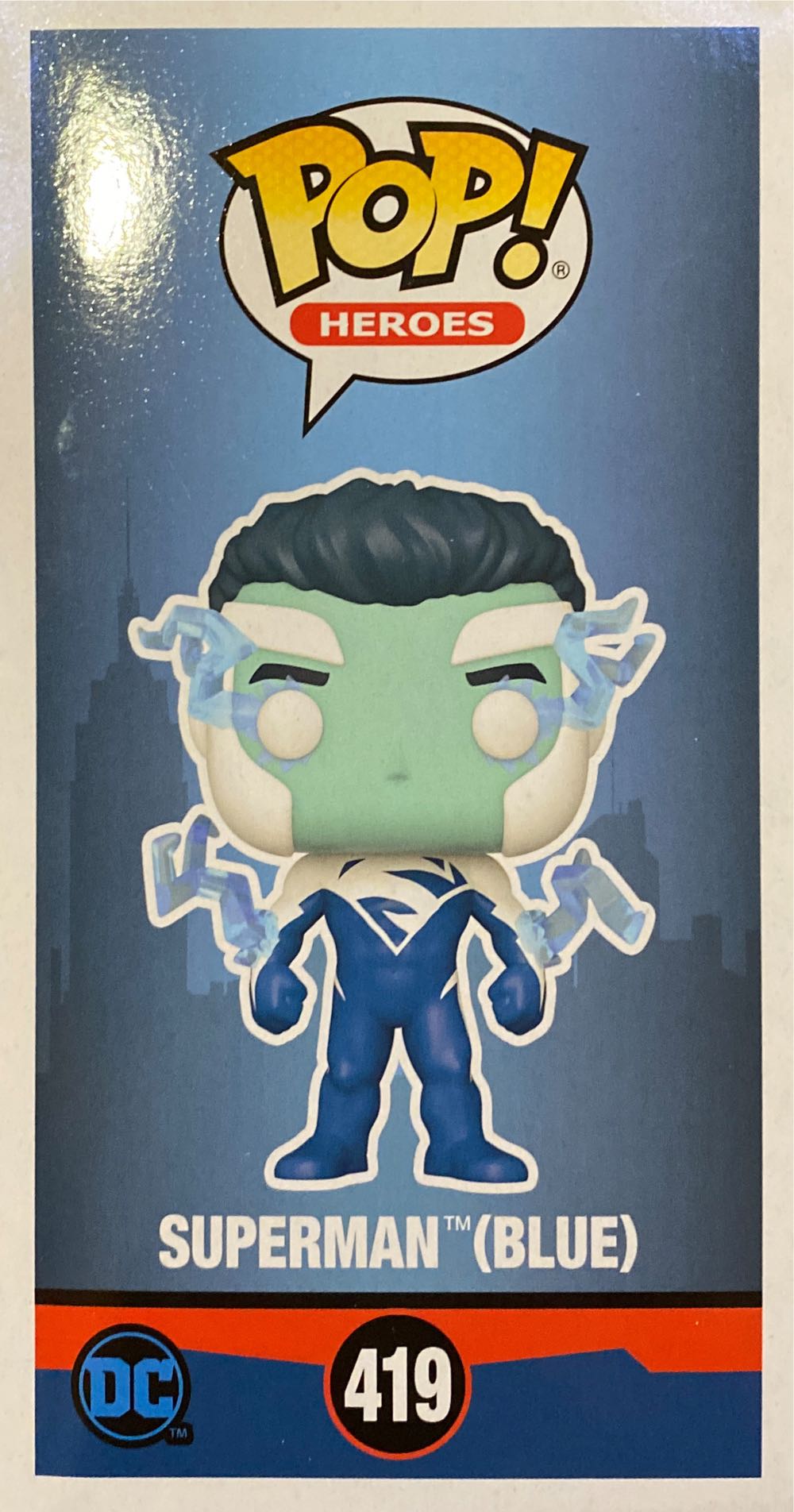 Funko Pop Superman Blue #419 - DC Universe vinyl figure collectible - Main Image 4