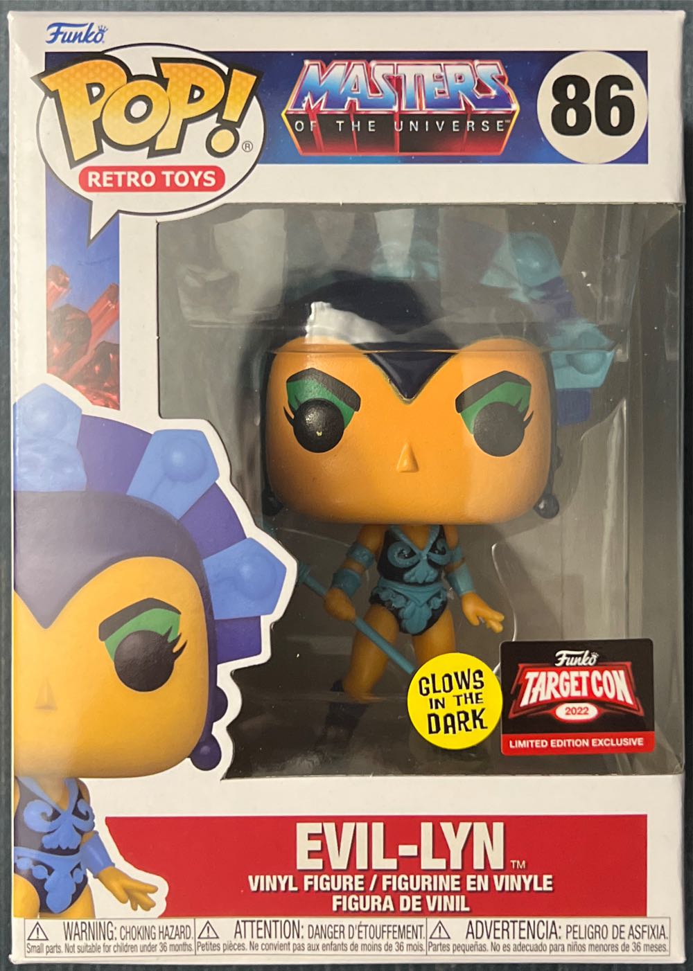 Evil-Lyn (Glow) - Masters of the Universe vinyl figure collectible [Barcode 889698610360] - Main Image 3