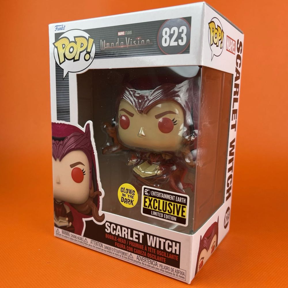Scarlet Witch - Marvel Universe vinyl figure collectible [Barcode 889698623452] - Main Image 2