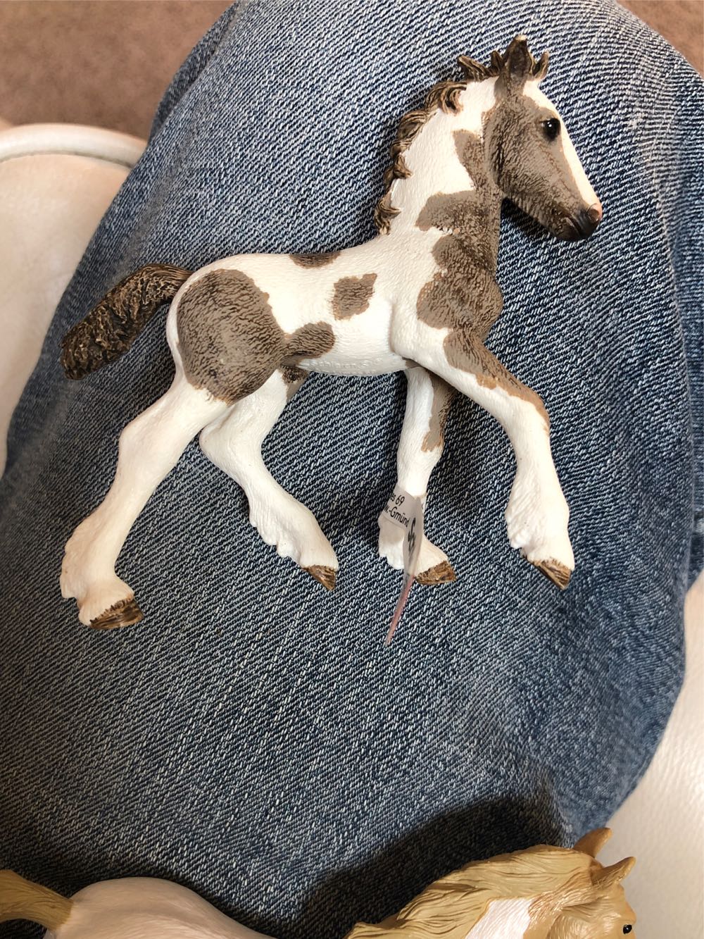 Tinker Foal  vinyl figure collectible [Barcode 4055744027864] - Main Image 2