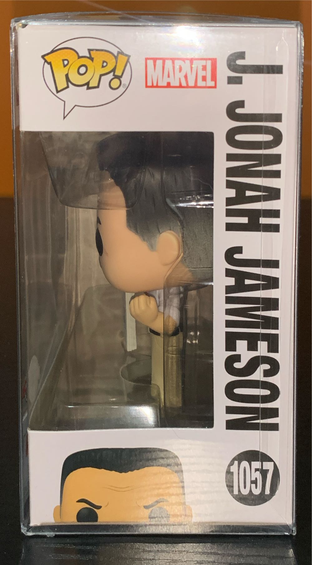 J. Jonah Jameson - Spider-Man vinyl figure collectible [Barcode 889698648073] - Main Image 2