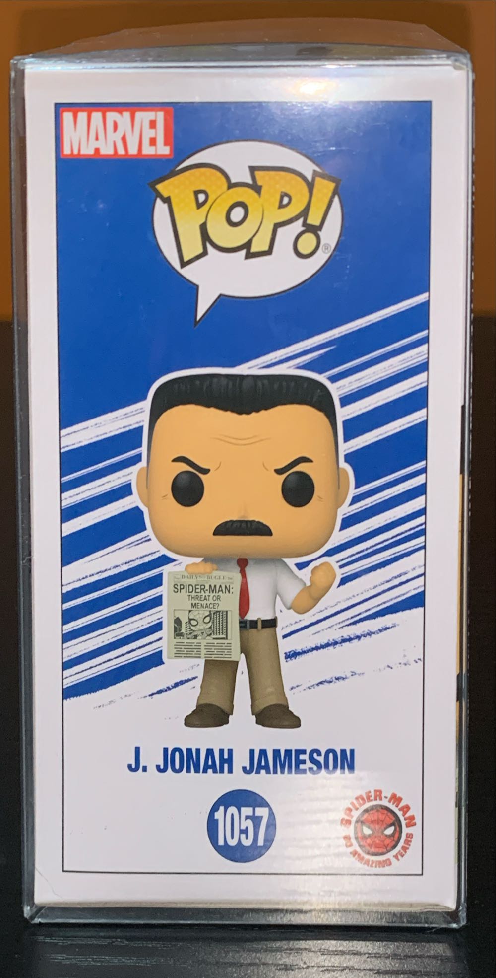 J. Jonah Jameson - Spider-Man vinyl figure collectible [Barcode 889698648073] - Main Image 4