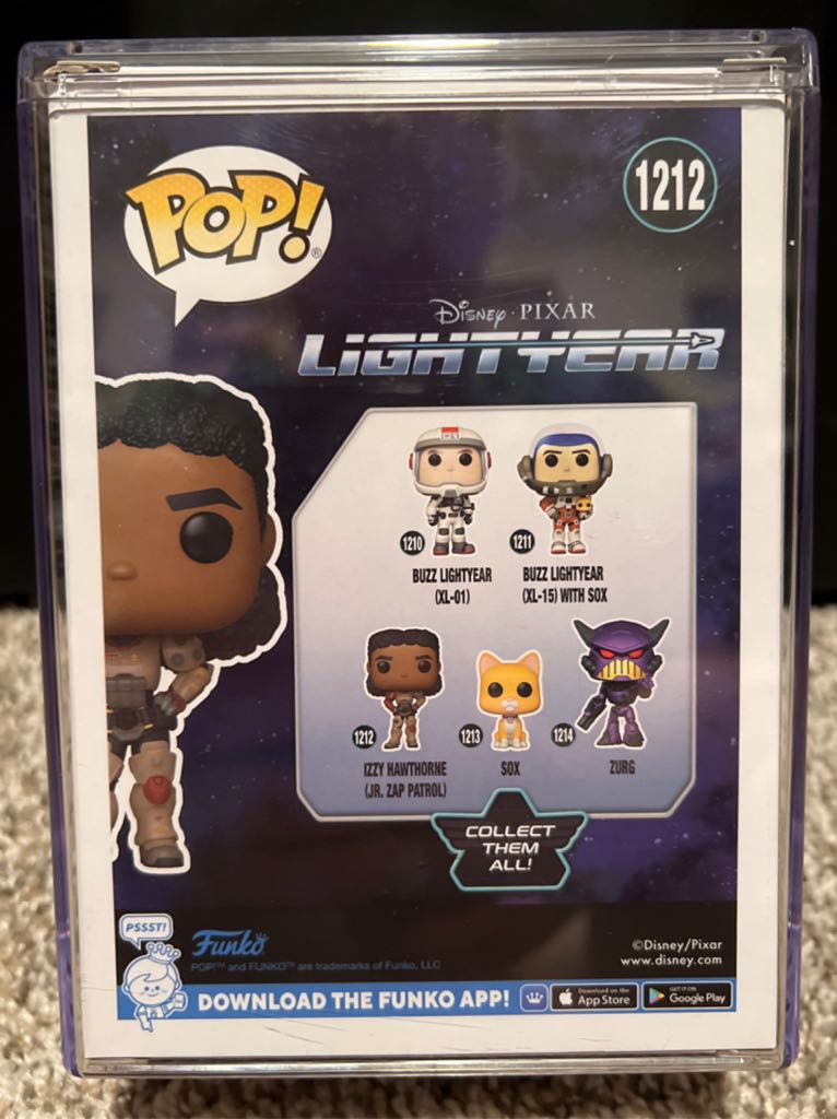 Izzy Hawthorne (Jr. Zap Patrol)  vinyl figure collectible [Barcode 889698639507] - Main Image 2