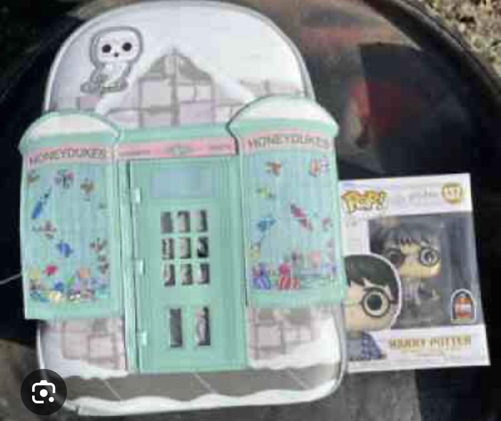 Harry Potter - Harry Potter vinyl figure collectible [Barcode 889698589611] - Main Image 3