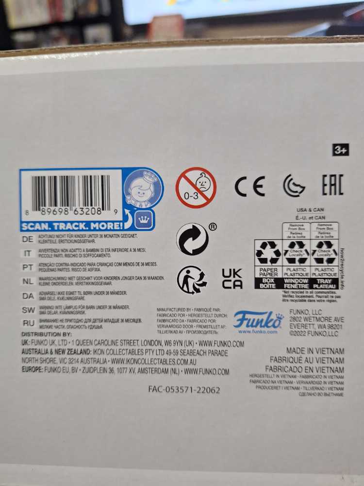 Guardians’ Ship: Mantis - Marvel Universe vinyl figure collectible [Barcode 889698632089] - Main Image 3