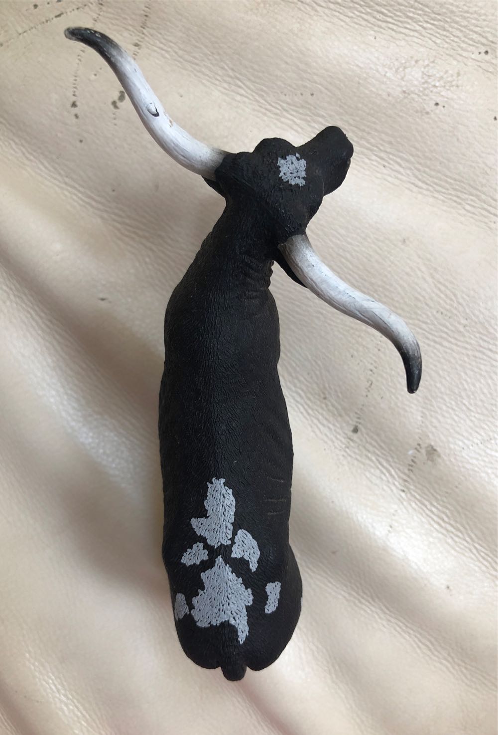 Schleich Farm World   Texas Longhorn Cow  vinyl figure collectible [Barcode 4055744019852] - Main Image 4