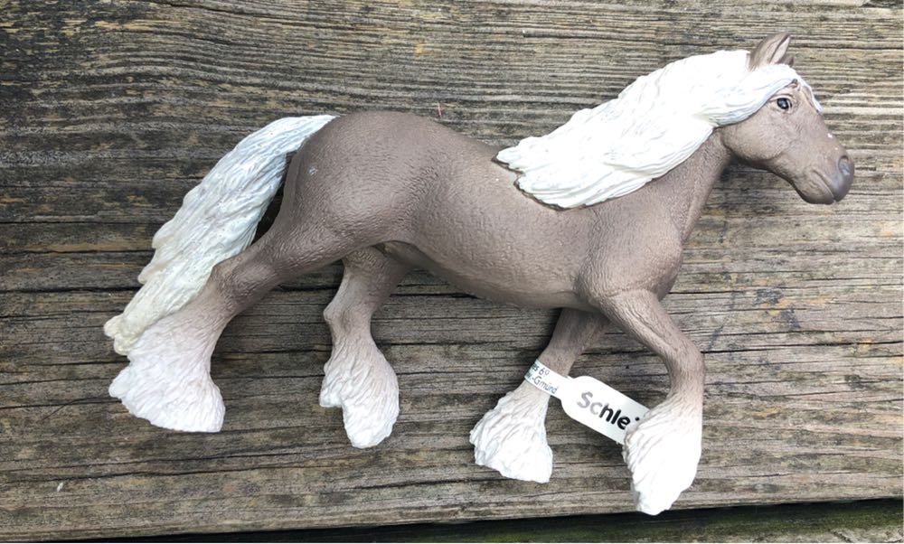 Schleich Farm World “ Silver Dapple Mare”  vinyl figure collectible [Barcode 4059433319841] - Main Image 3