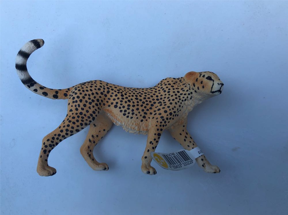 Schleich Wild Life Animal Figurine Animal Toys For Boys And Girls 3-8 Years Old Female Cheetah  vinyl figure collectible [Barcode 4059433333229] - Main Image 2