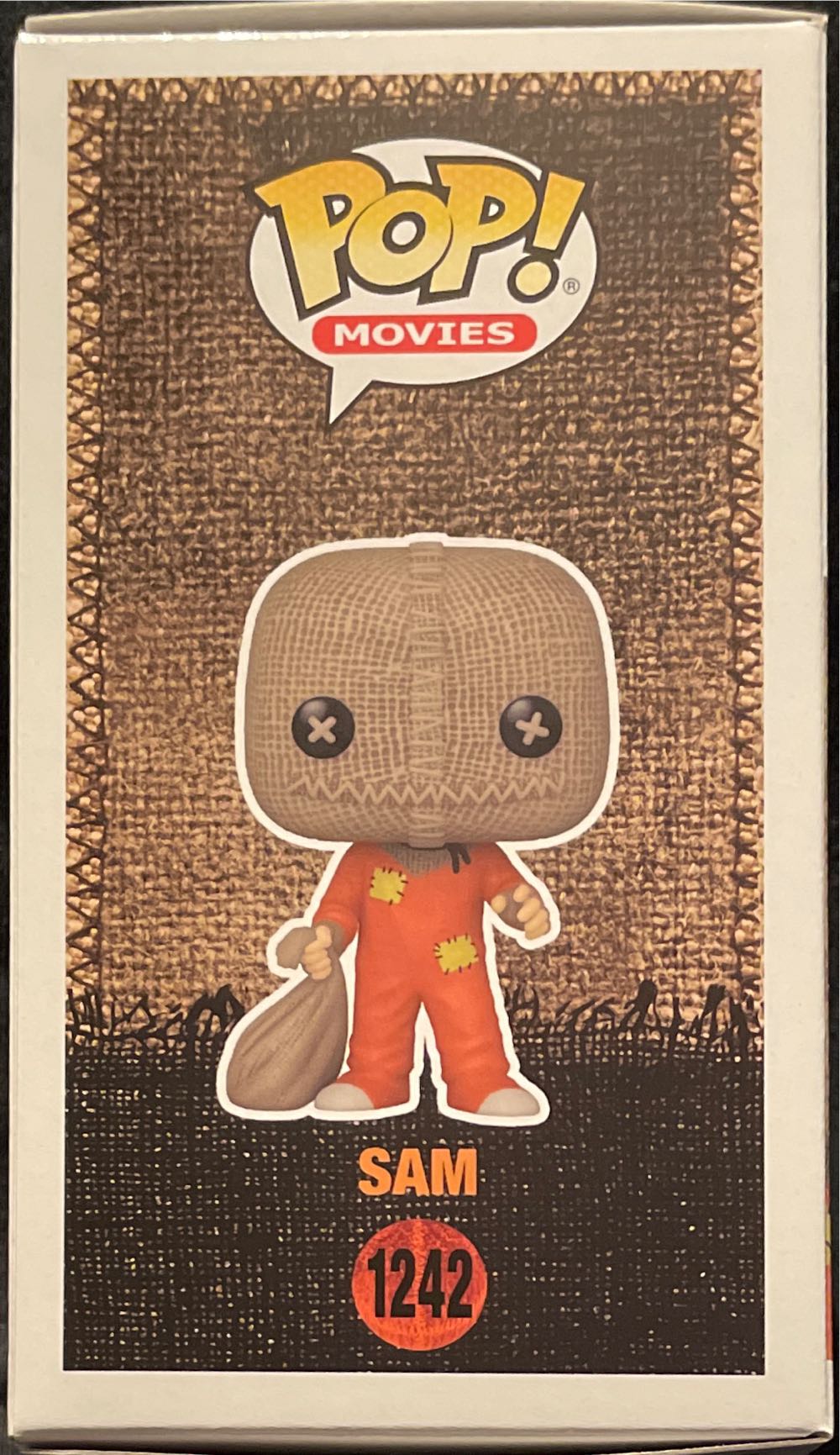 Sam (with candy bag) - Trick ’R Treat vinyl figure collectible [Barcode 889698639798] - Main Image 4