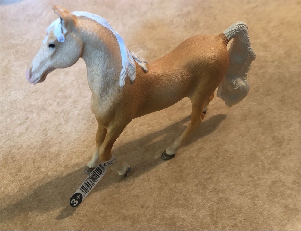 Schleich  American Saddlebred Mare  vinyl figure collectible [Barcode 4059433029153] - Main Image 2