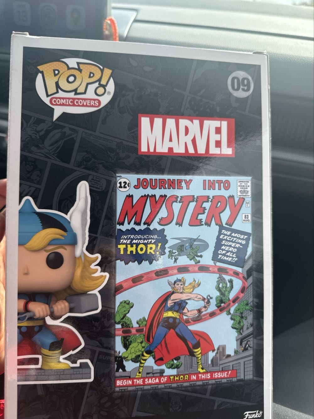 Thor (Comic Covers) - Marvel Universe vinyl figure collectible [Barcode 889698628150] - Main Image 3