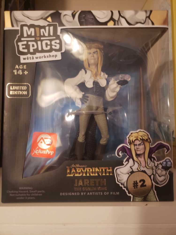 Fashion Girl Polygonal Wall Decal Stylish Woman Polygon  vinyl figure collectible [Barcode 9420024738122] - Main Image 2