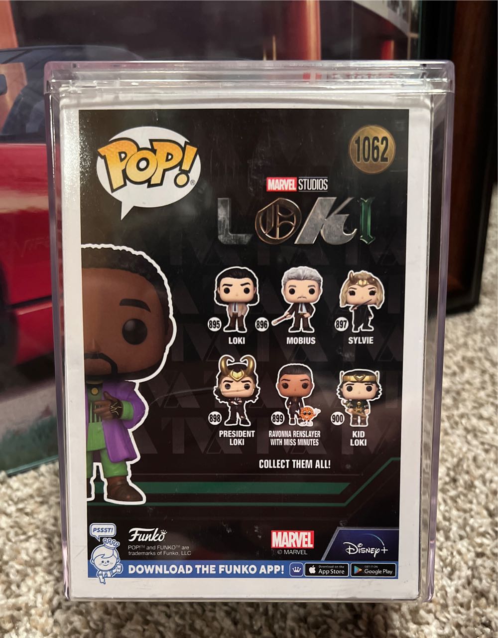 He Who Remains - Loki vinyl figure collectible [Barcode 889698652056] - Main Image 2