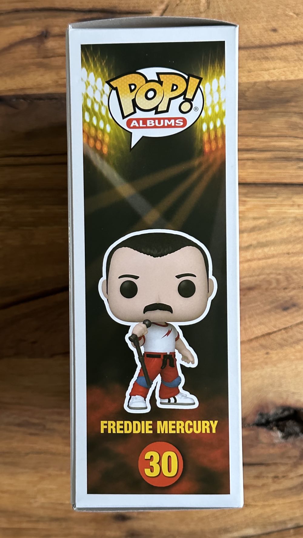 Freddie Mercury Flash Gordon  - Queen vinyl figure collectible [Barcode 889698640367] - Main Image 3