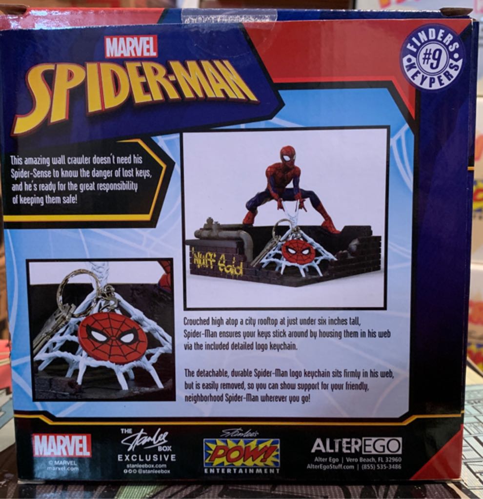 Spider-Man  vinyl figure collectible [Barcode 811308027480] - Main Image 2