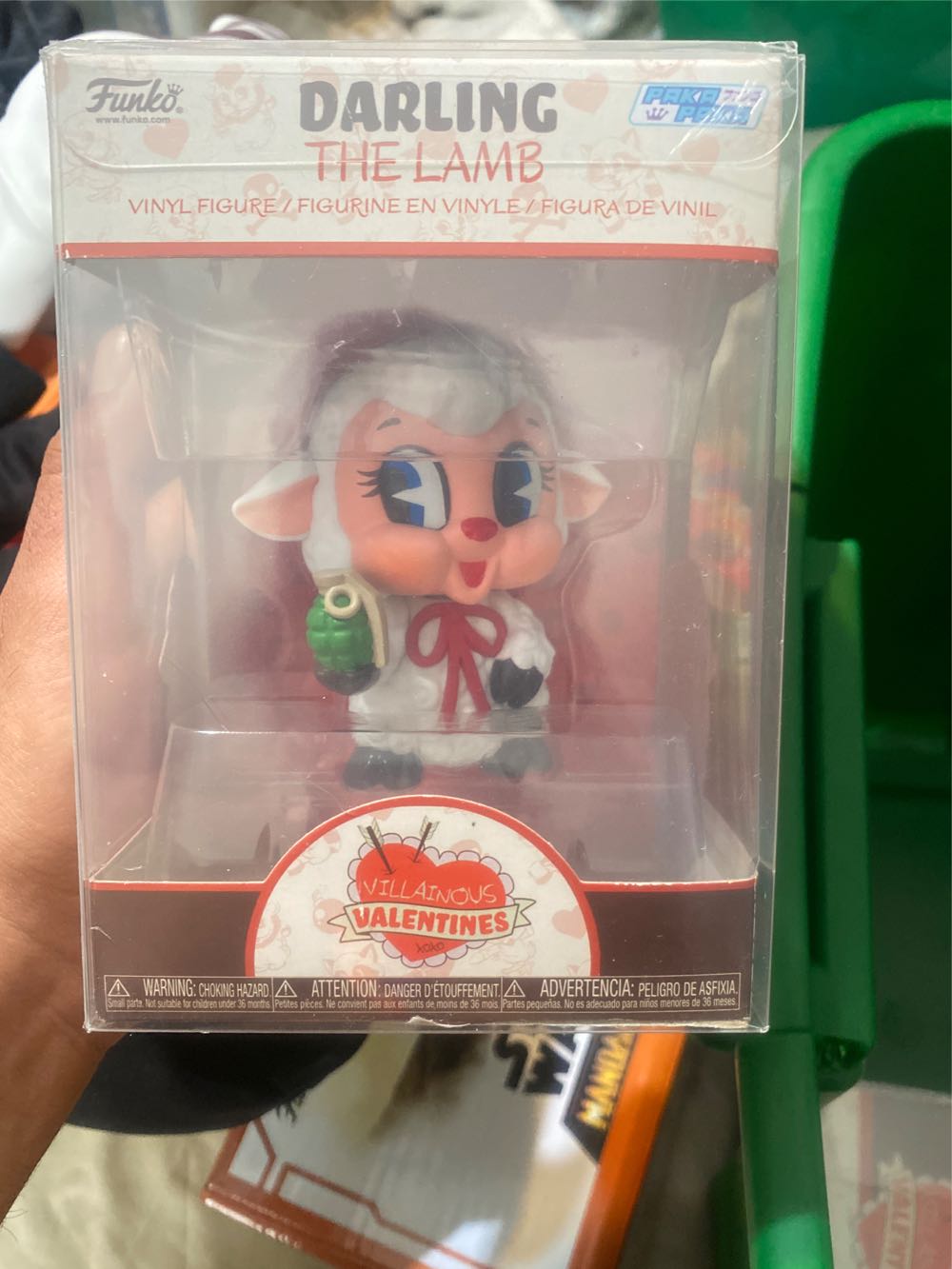 Darling The Lamb  vinyl figure collectible [Barcode 889698595322] - Main Image 2