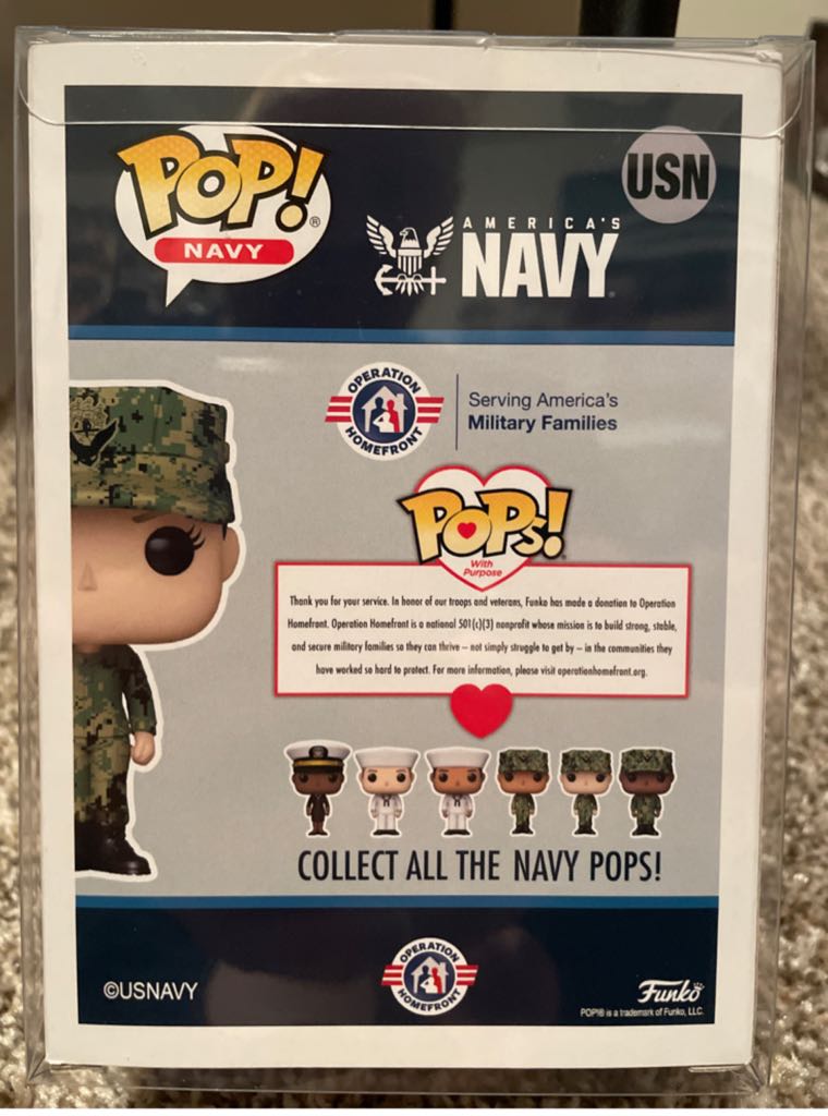 NAVY SAILOR ( FEMALE )  vinyl figure collectible [Barcode 889698467407] - Main Image 2