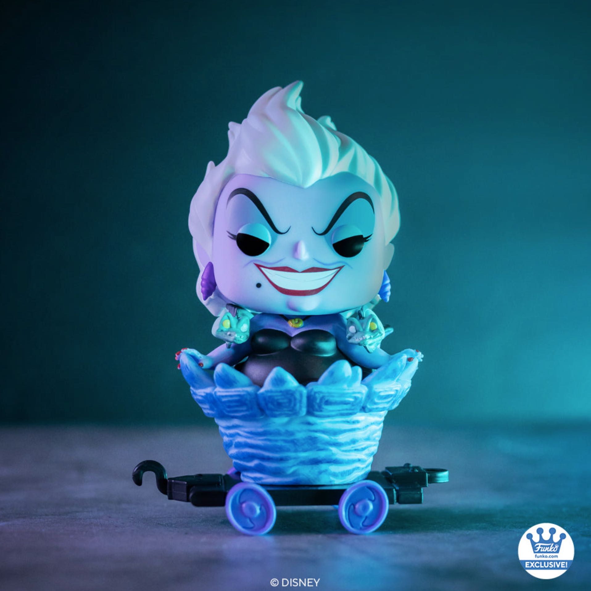Ursula In Cart - 17 - Disney Villains - Exclusive -  Funko Pop Trains - Disney Villains vinyl figure collectible [Barcode 889698650953] - Main Image 3
