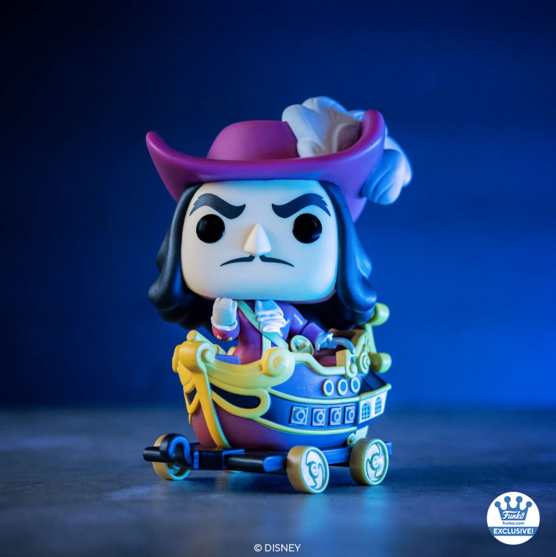 Captain Hook In Cart - 14 - Disney Villains - Exclusive -  Funko Pop Trains - Disney Villains vinyl figure collectible [Barcode 889698650922] - Main Image 3