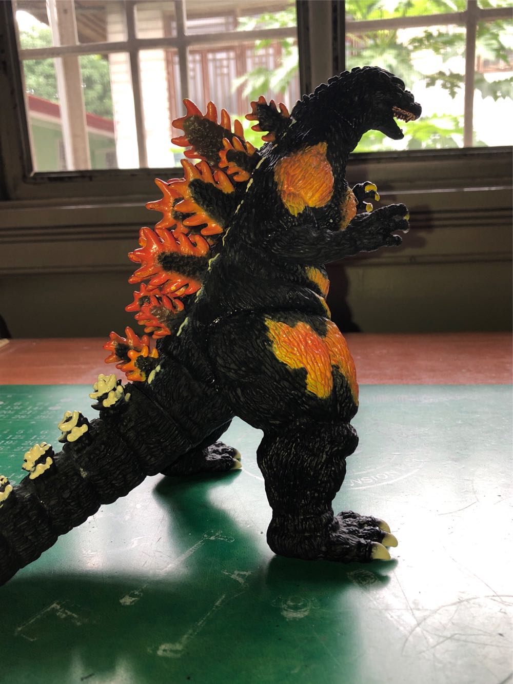 Godzilla ( Burning / 1995 / Toho Eiga ) - Godzilla vinyl figure collectible - Main Image 4