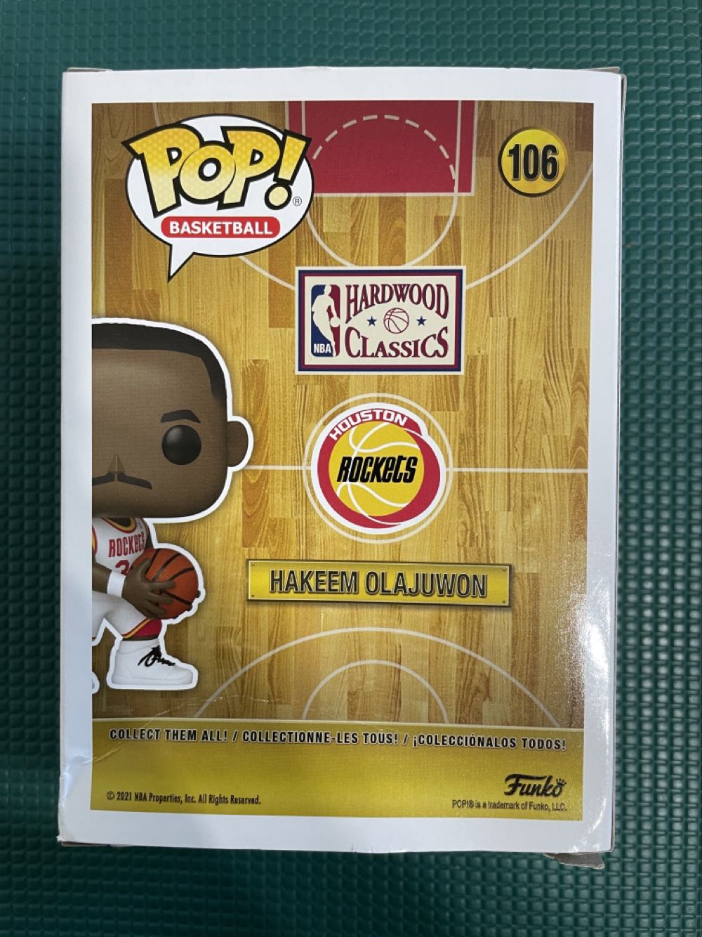 Hakeem Olajuwon - NBA vinyl figure collectible [Barcode 889698552196] - Main Image 4