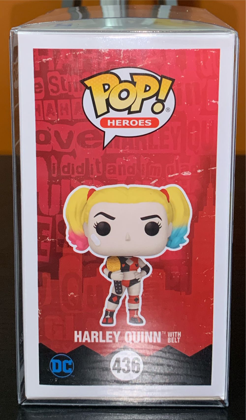Harley Quinn (With Belt) - DC Universe vinyl figure collectible [Barcode 889698649476] - Main Image 4
