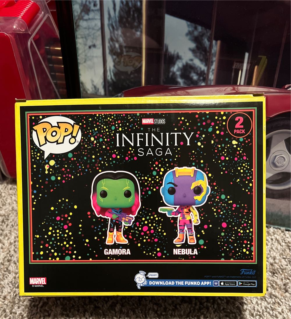 Gamora & Nebula - Guardians of the Galaxy Vol. 2 vinyl figure collectible [Barcode 889698663335] - Main Image 2