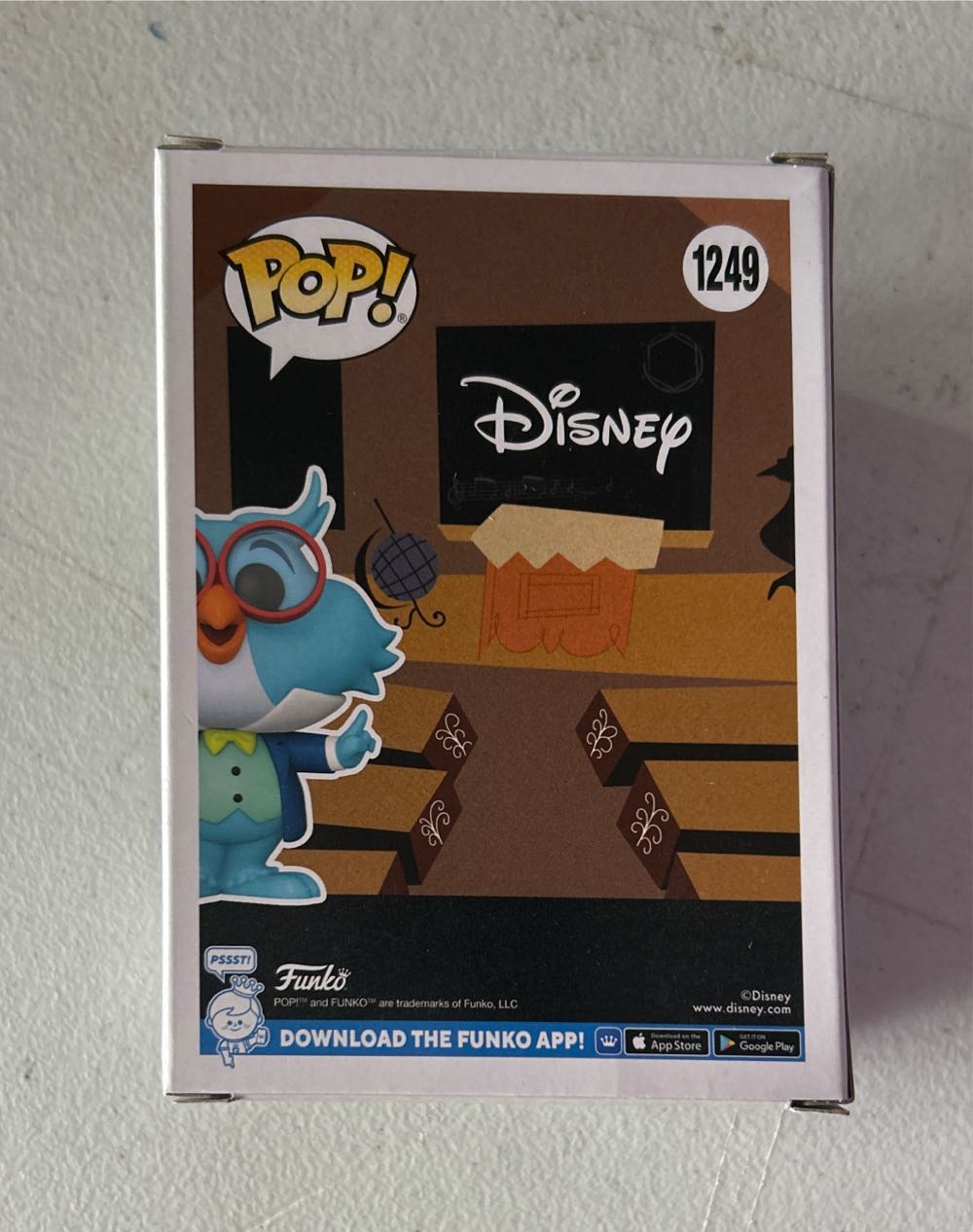 Disney -1249- Professor Owl - Disney vinyl figure collectible [Barcode 889698670364] - Main Image 3