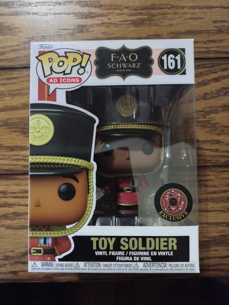 Submarine Turk Mcfarlane The Beatles Yellow Submarine George With Snapping Turk Mcfarlane Beatles George Harrison With