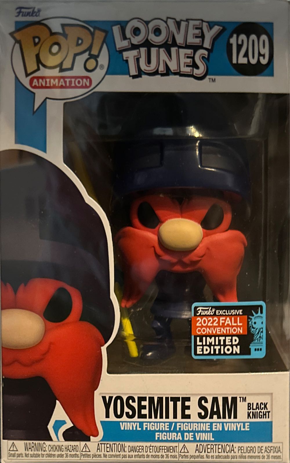 Yosemite Sam Black Knight Signed - Looney Tunes vinyl figure collectible [Barcode 889698670449] - Main Image 2