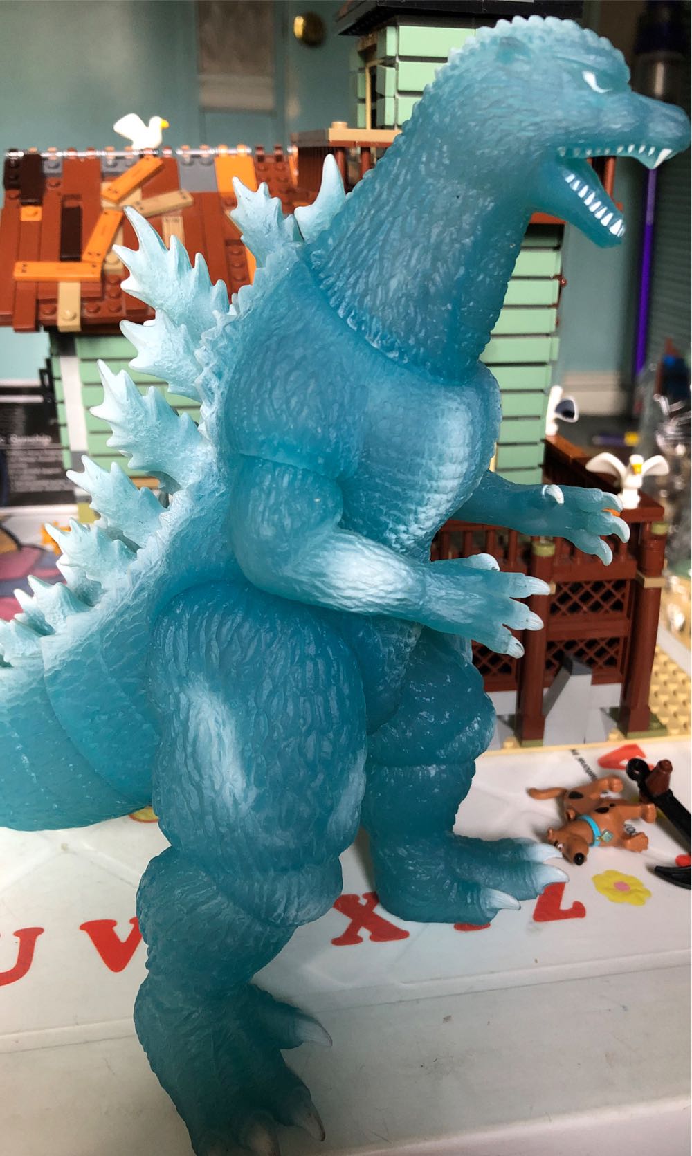 Godzilla ( Bandai / 2005 / Clear Blue ) - Godzilla vinyl figure collectible - Main Image 3
